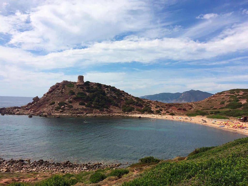 Spiaggia-torre-del-porticciolo